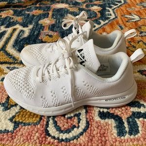 APL Techloom Pro Women’s Shoes (Size 7.5)